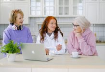 PC für Senioren: Mit dem passenden Gerät Konkurrenz für die Enkelkinder PC für Senioren: Tipps im Ewig fit Magazin